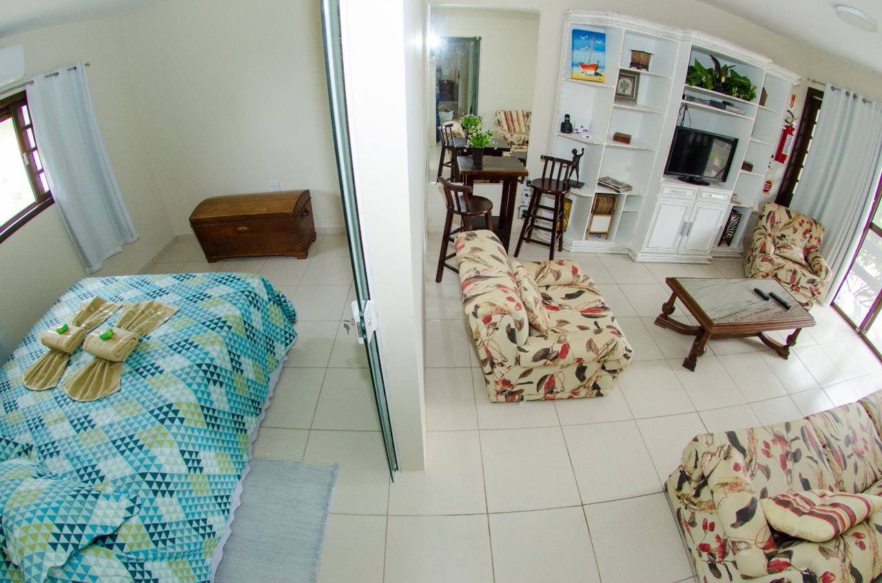 Quarto Duplo com Sala com Banheiro Compartilhado